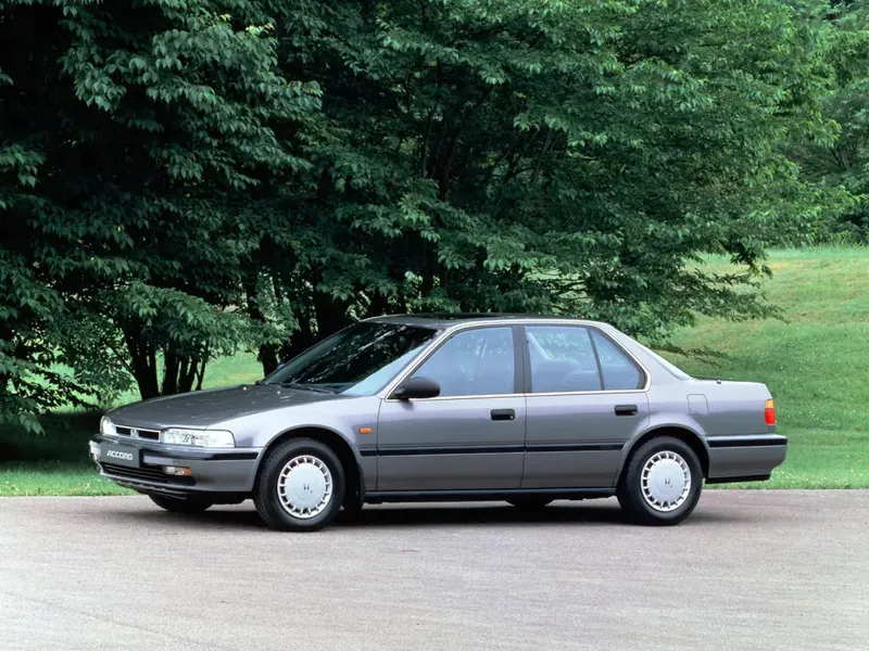 Honda Accord 1989, седан, 4 поколение, CB (09.1989 - 07.1993)