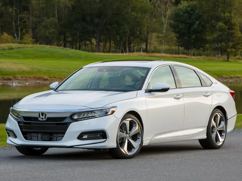 Honda Accord 2017, седан, 10 поколение, CV (07.2017 - 09.2020)