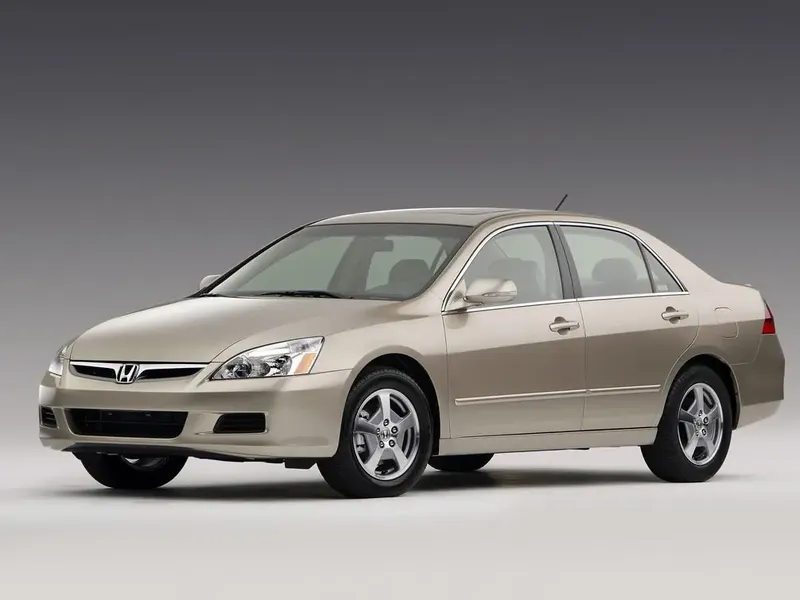 Honda Accord рестайлинг 2005, седан, 7 поколение, UC (11.2005 - 09.2007)