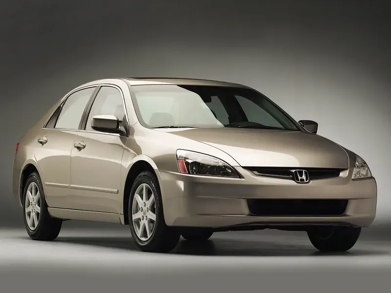 Honda Accord 2002, седан, 7 поколение, UC (01.2002 - 10.2005)
