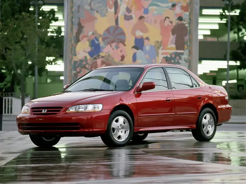 Honda Accord рестайлинг 2000, седан, 6 поколение, CF, CG (09.2000 - 01.2002)