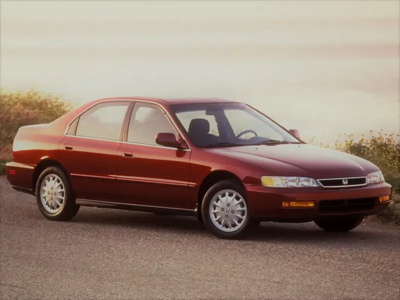 Honda Accord рестайлинг 1995, седан, 5 поколение, CD, CE (06.1995 - 08.1997)
