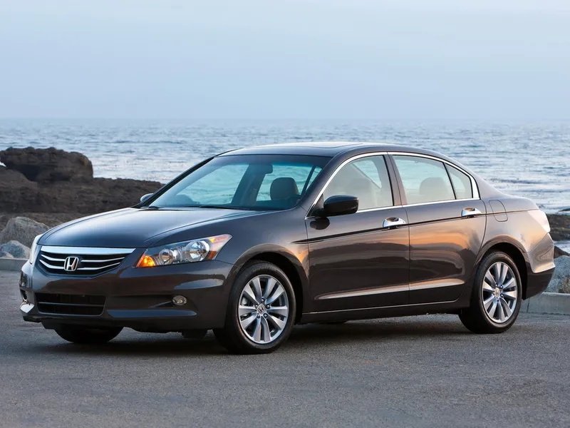 Honda Accord рестайлинг 2010, седан, 8 поколение, CP (08.2010 - 08.2012)