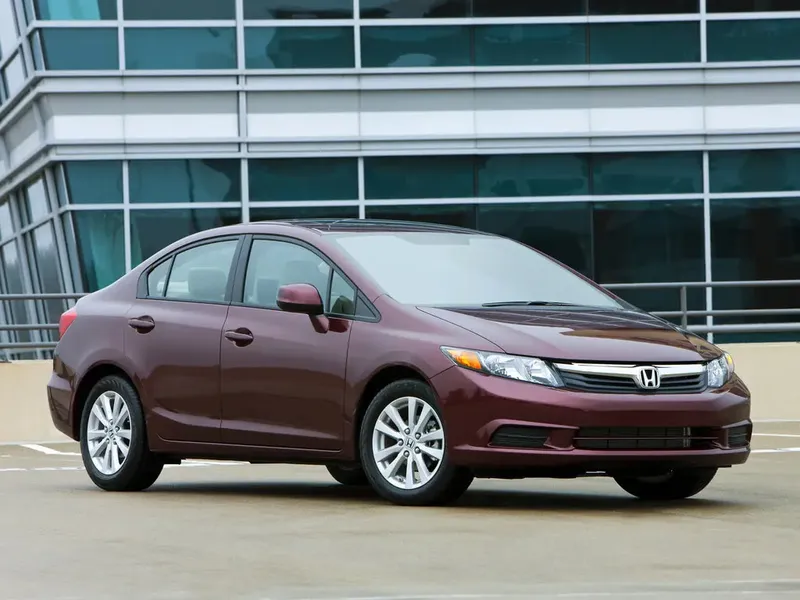 Honda Civic рестайлинг 2015, седан, 9 поколение, FB (06.2015 - 12.2017)