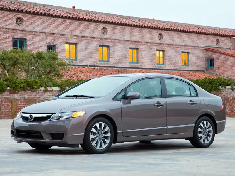 Honda Civic рестайлинг 2008, седан, 8 поколение (02.2008 - 12.2010)