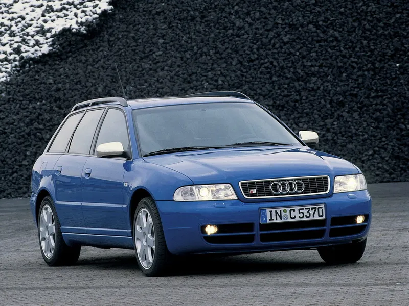 Audi S4 рестайлинг 1999, универсал, 2 поколение, B5 (02.1999 - 09.2001)