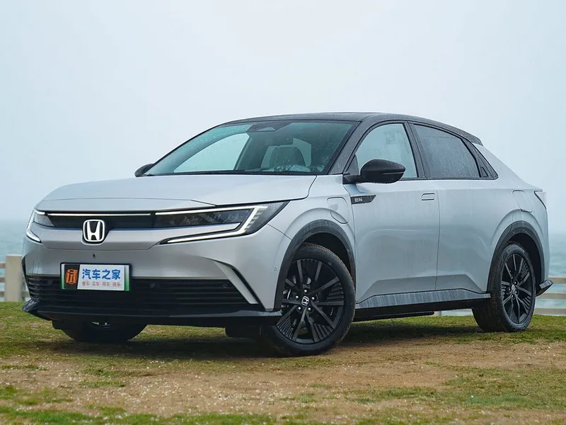 Honda e:NP2