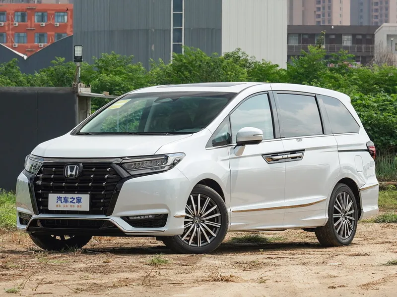 Honda Elysion 2-й рестайлинг 2021, минивэн, 2 поколение, RC (12.2021 - н.в.)
