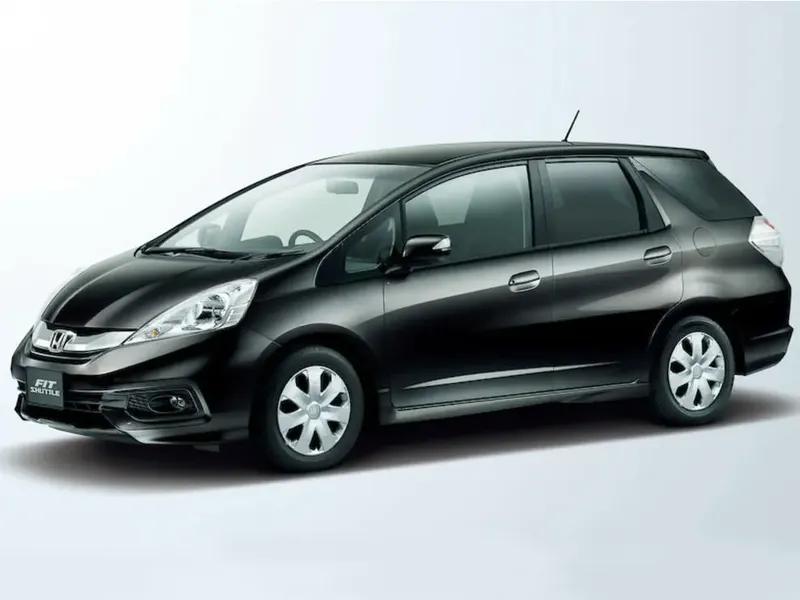 Honda Fit Shuttle рестайлинг 2013, универсал, 1 поколение (08.2013 - 03.2015)