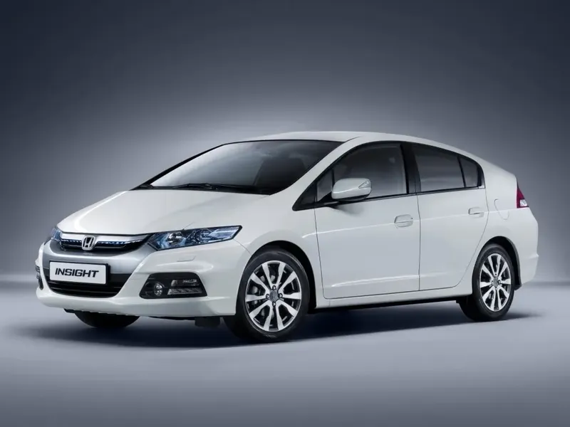 Honda Insight рестайлинг 2011, лифтбек, 2 поколение, ZE2 (10.2011 - 08.2013)