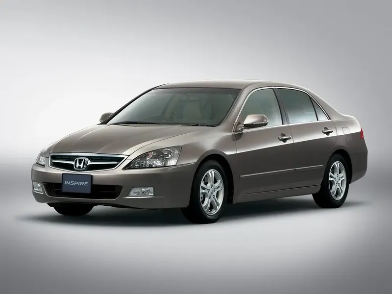 Honda Inspire рестайлинг 2005, седан, 4 поколение (11.2005 - 11.2007)