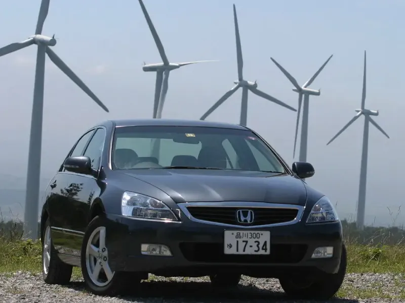 Honda Inspire 2003, седан, 4 поколение (06.2003 - 10.2005)