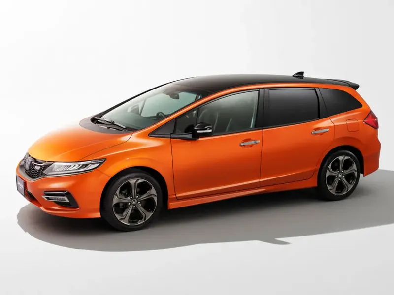 Honda Jade рестайлинг 2018, минивэн, 1 поколение (03.2018 - 07.2020)