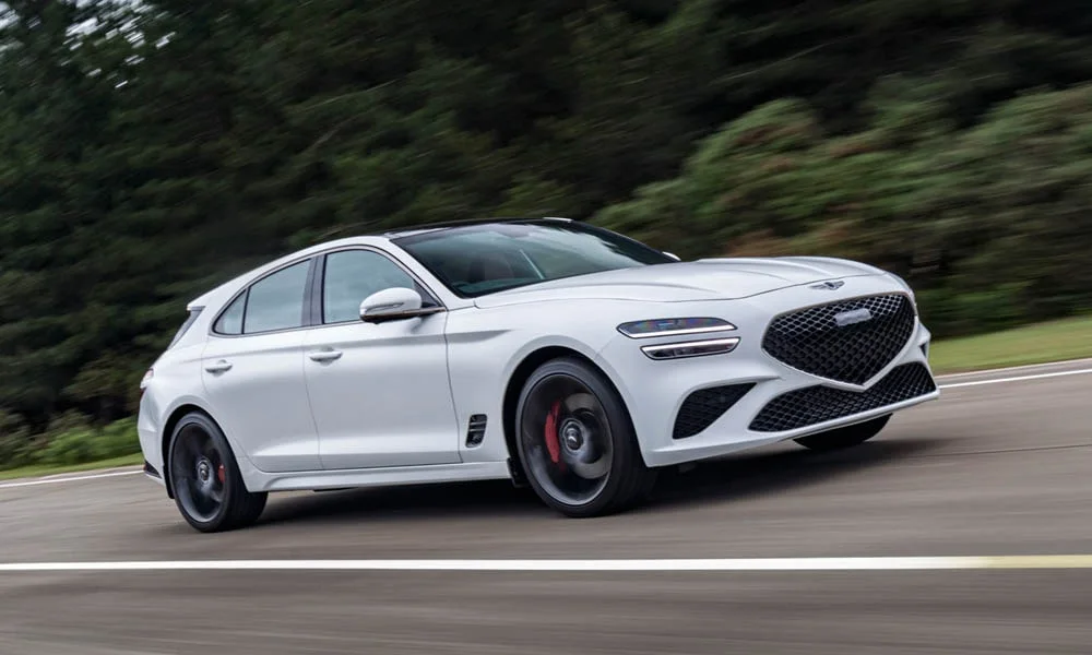 Фото Genesis G70 Shooting Brake (2022) — вид спереди, фото 4. Оптика, решётка и бампер — первое впечатление о модели Genesis G70 Shooting Brake (2022) — вид спереди, фото 4