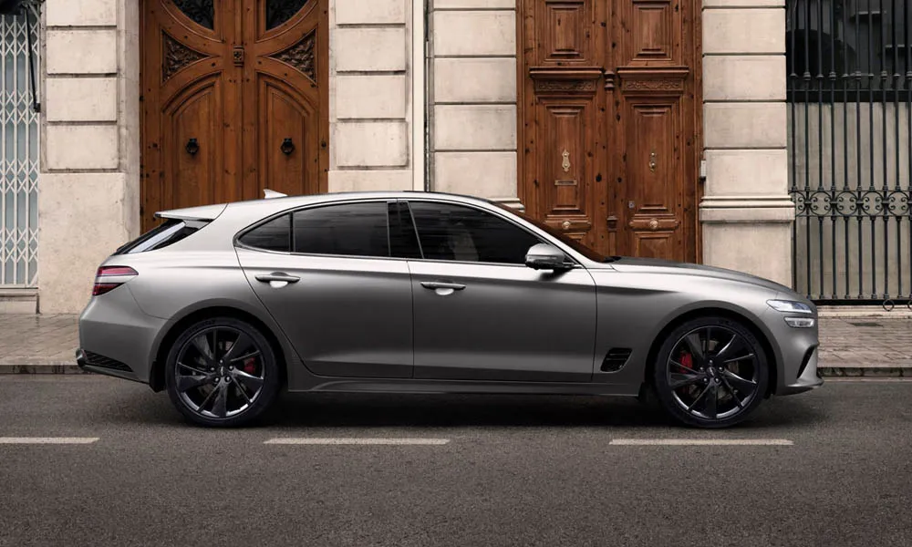 Фото Genesis G70 Shooting Brake (2022) — вид сбоку, фото 2. Профиль кузова: колёсная база, свесы и линия остекления Genesis G70 Shooting Brake (2022) — вид сбоку, фото 2