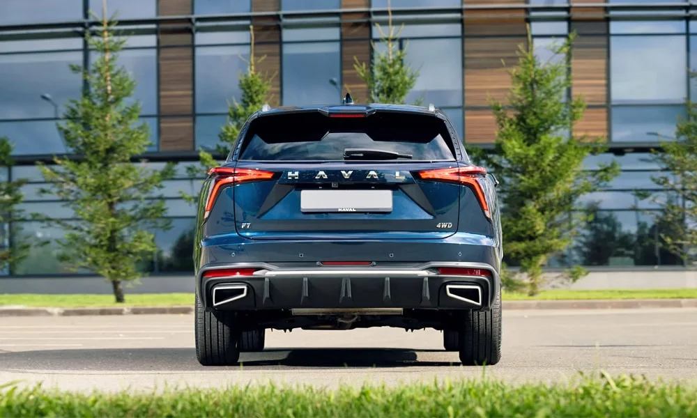 Haval F7 (2022) — вид сзади, фото 3