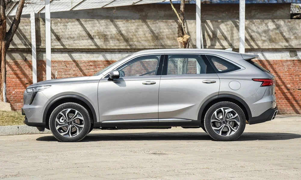 Haval Xiaolong Max (2024) — вид сбоку