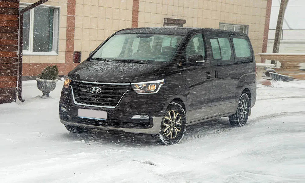 Hyundai H-1