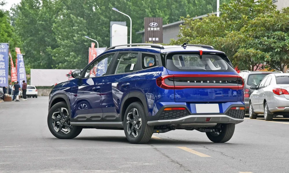 Hyundai ix35 — вид сзади, фото 3