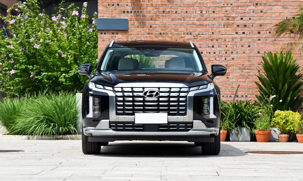 Hyundai Palisade (2024) — вид спереди, фото 2