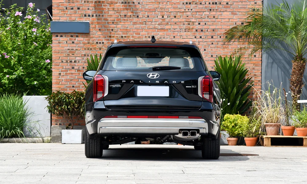 Hyundai Palisade (2024) — вид сзади, фото 2