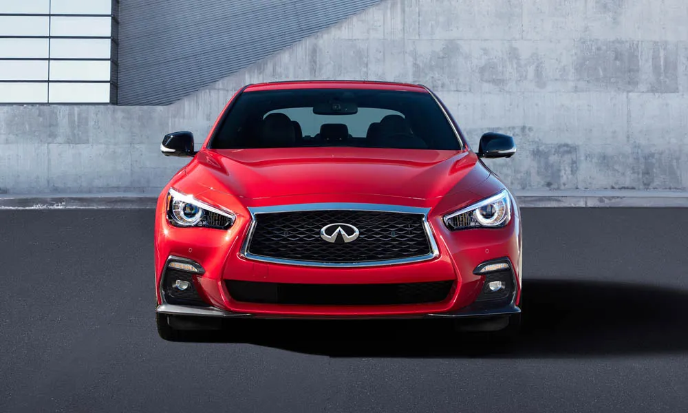 Infiniti Q50 — вид спереди, фото 2
