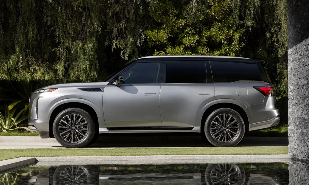 Infiniti QX80