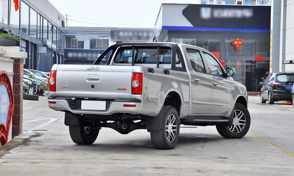 JAC T6