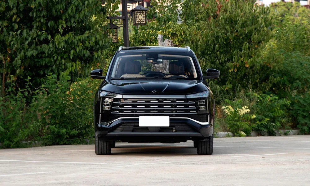 JAC X8 Plus