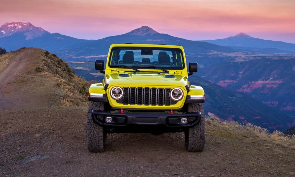 Jeep Gladiator (2024) — вид спереди, фото 3