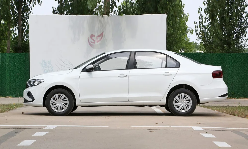 Jetta VA3 (2024) — вид сбоку