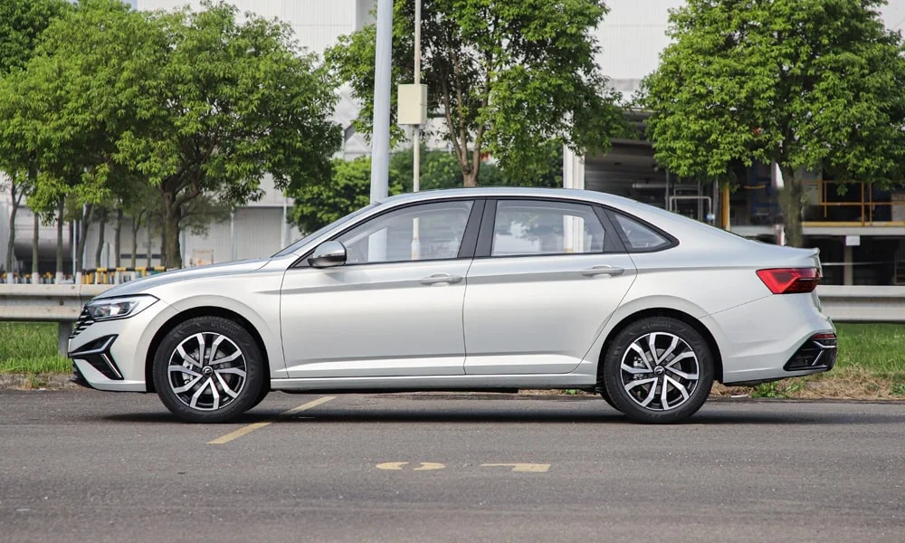 Jetta VA7 (2024) — вид сбоку