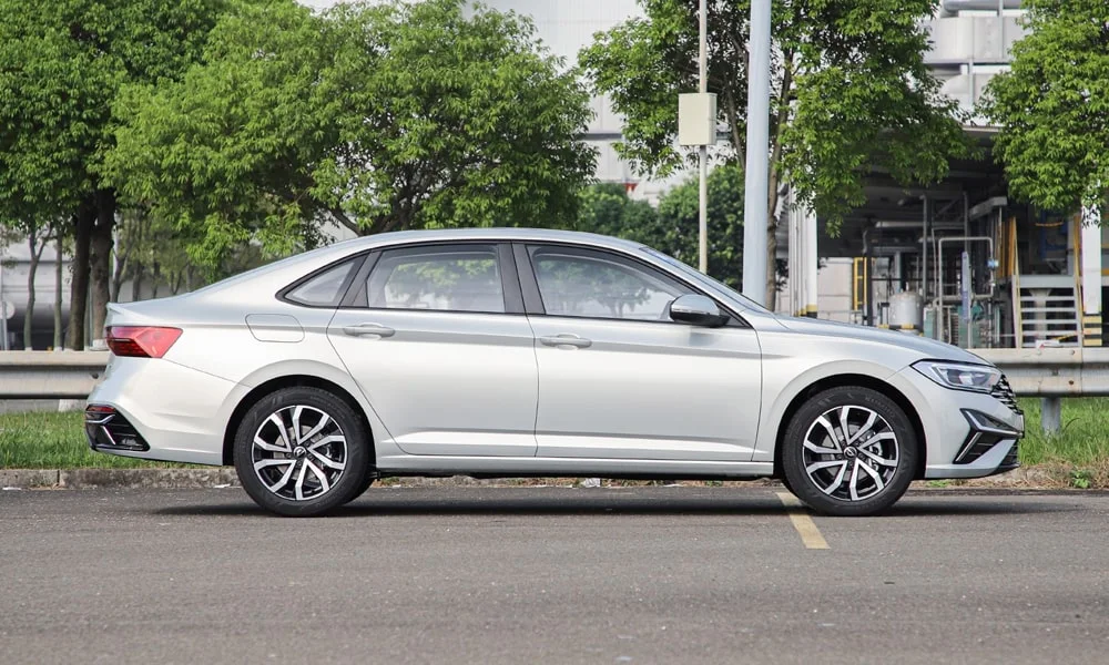 Jetta VA7 (2024) — вид сбоку, фото 2