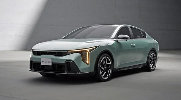 KIA K4
