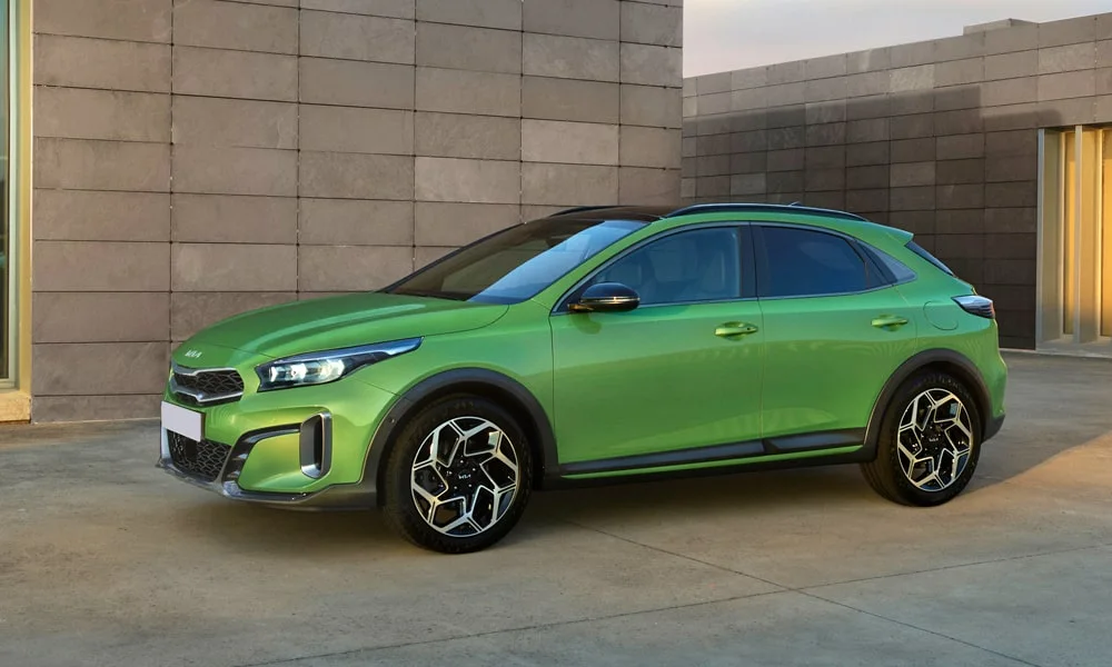 KIA XCeed (2024) — вид спереди, фото 3