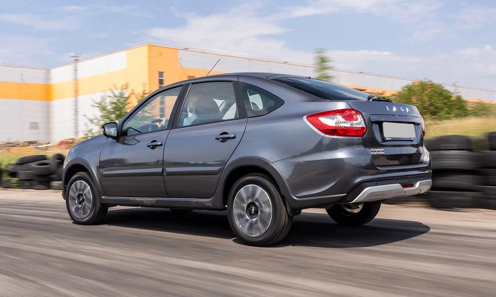 LADA Granta Active Cross