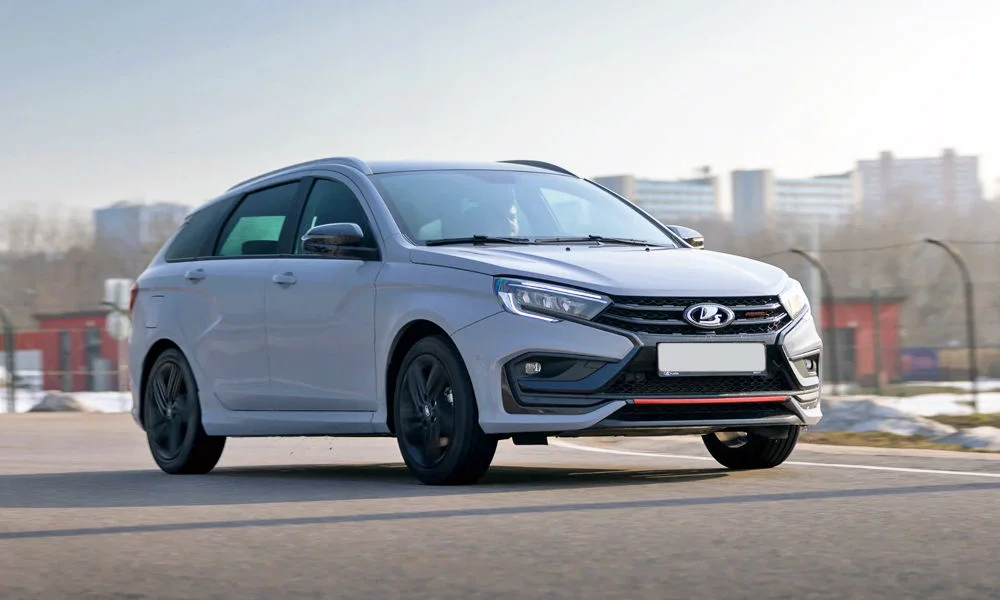 LADA Vesta SW Sport (2026) — вид спереди