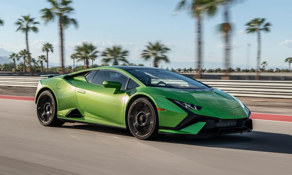 Lamborghini Huracan — вид спереди, фото 3