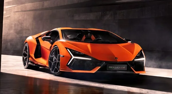 Lamborghini Revuelto