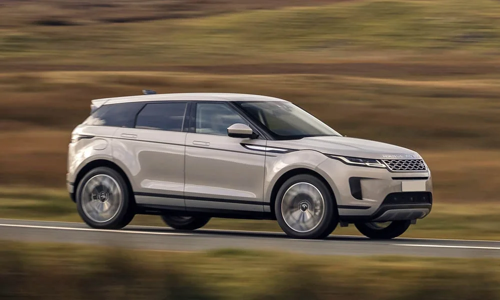 Фото Land Rover Land Rover Range Rover Evoque — вид спереди, фото 8. Оптика, решётка и бампер — первое впечатление о модели Land Rover Land Rover Range Rover Evoque — вид спереди, фото 8