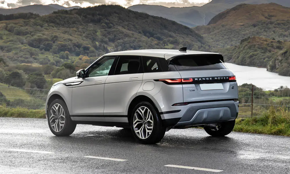 Фото Land Rover Land Rover Range Rover Evoque — вид сзади, фото 8. Графика фонарей, бампер и оформление пятой двери Land Rover Land Rover Range Rover Evoque — вид сзади, фото 8