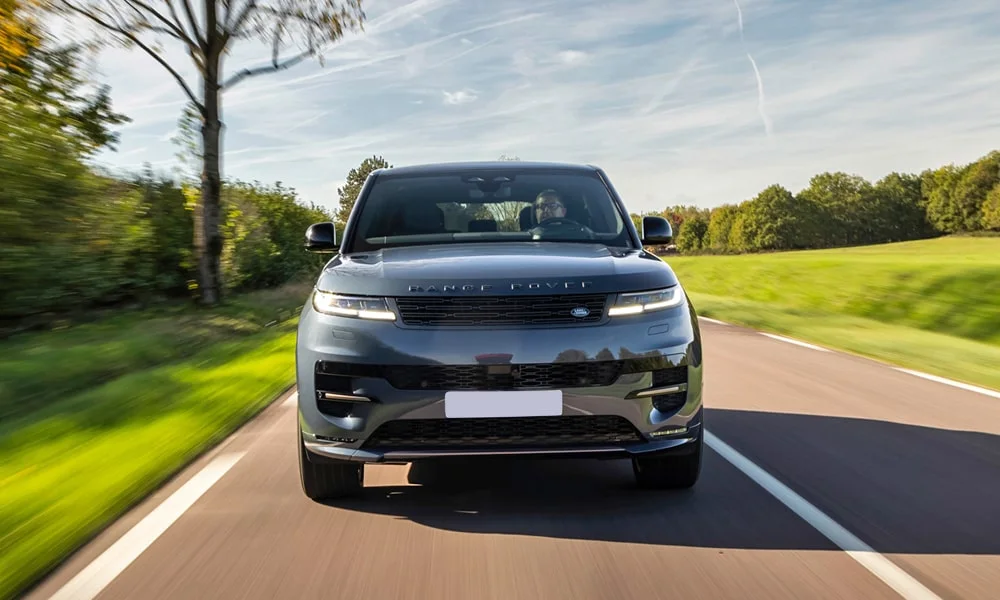 Land Rover Land Rover Range Rover Sport (2024) — вид спереди, фото 2