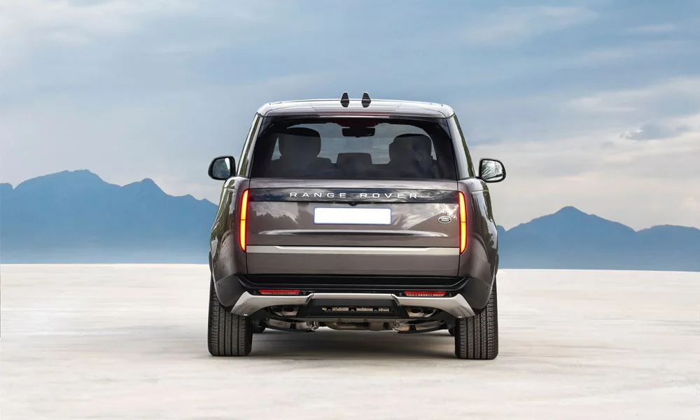 Land Rover Land Rover Range Rover (2024) — вид сзади, фото 3