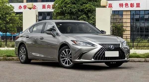 Lexus ES 200