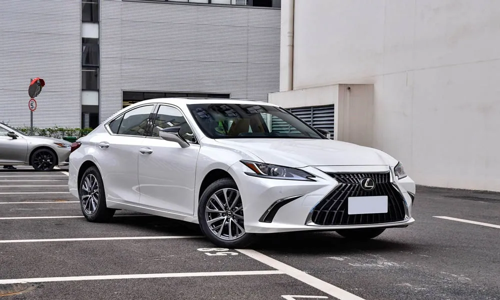 Lexus ES 200