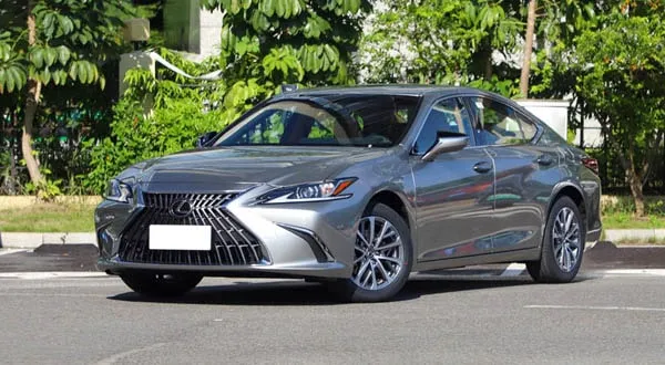 Lexus ES 250
