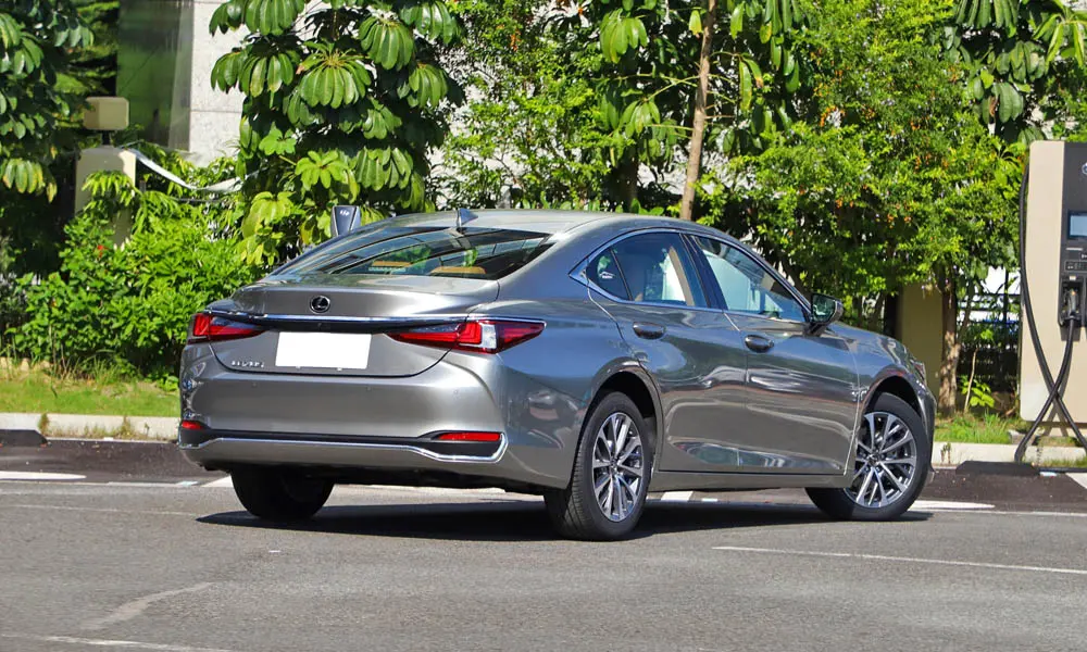Lexus ES 250