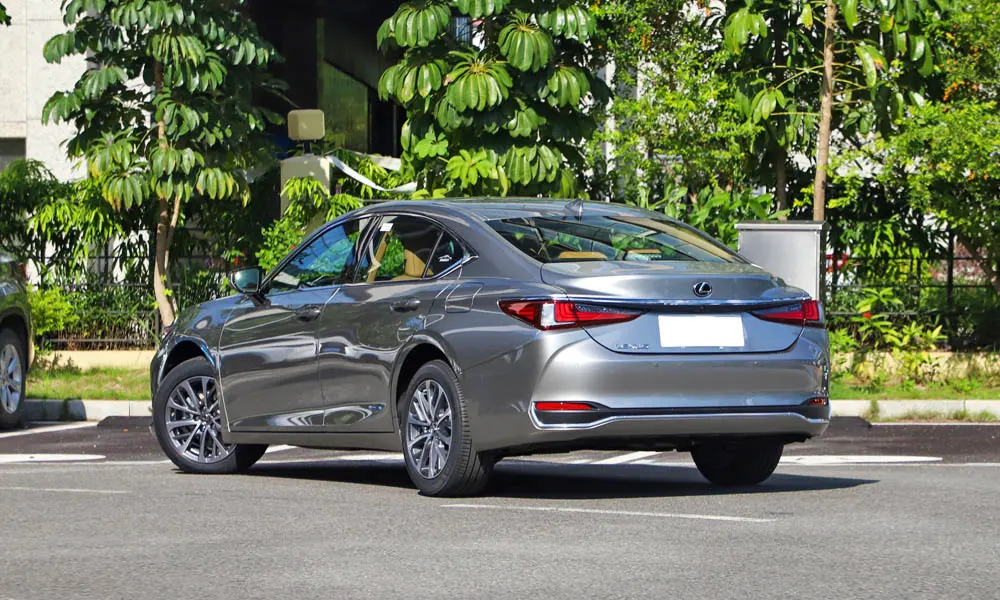 Lexus ES 250