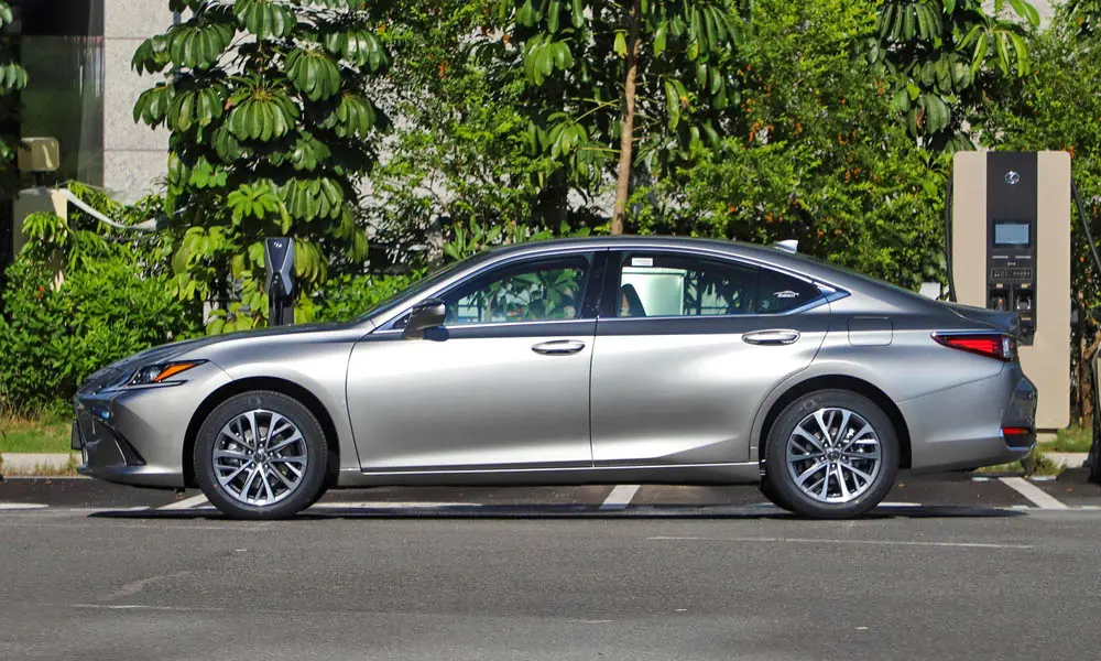 Lexus ES 250