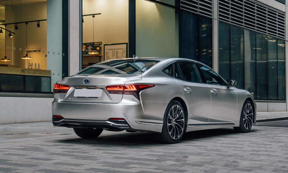 Lexus LS 350